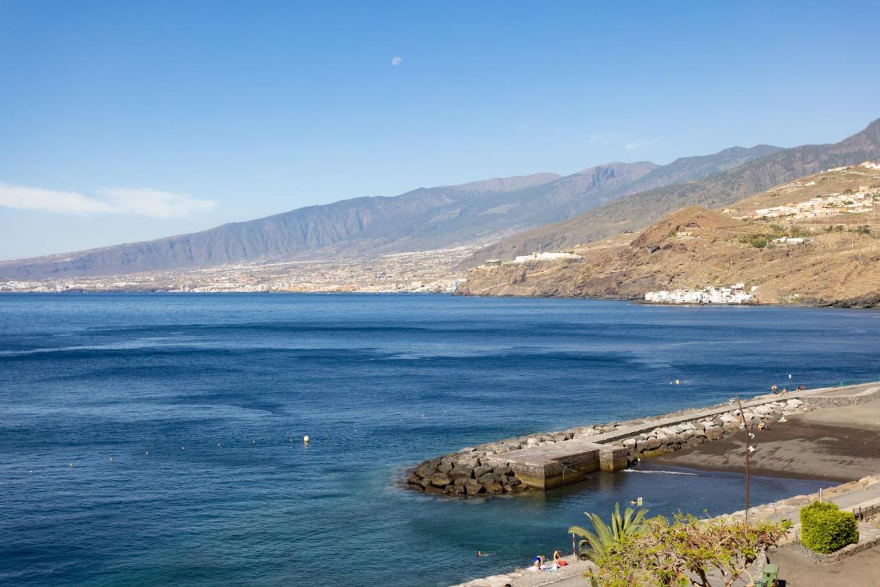 Home2Book Comfy Beachfront Radazul Bagian luar foto